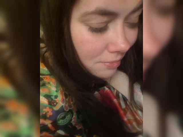 Naturally_Mom webcam