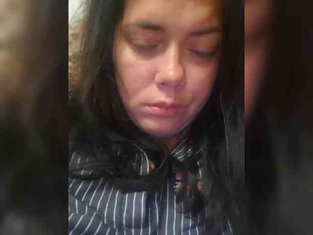 Naturally_Mom webcam
