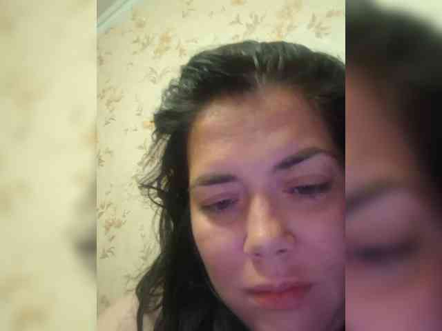 Naturally_Mom webcam