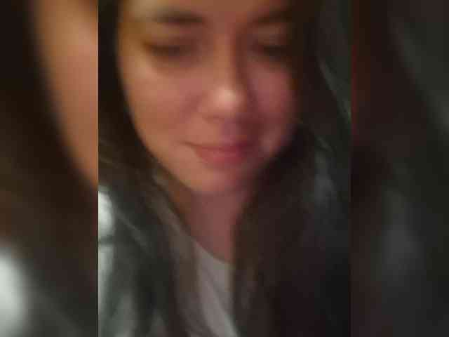 Naturally_Mom webcam