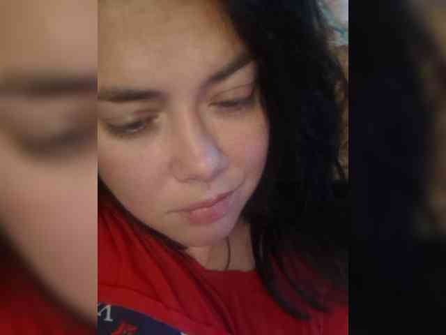 Naturally_Mom webcam