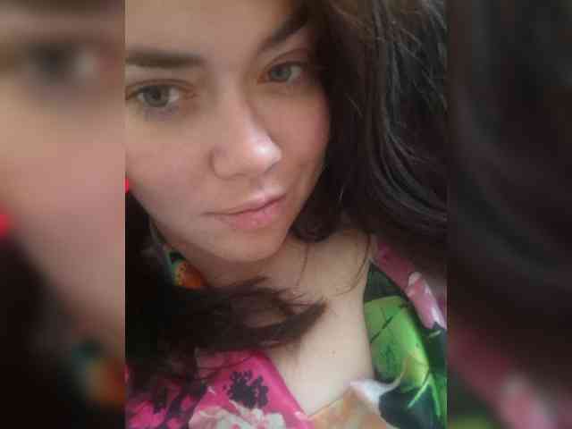 Naturally_Mom webcam