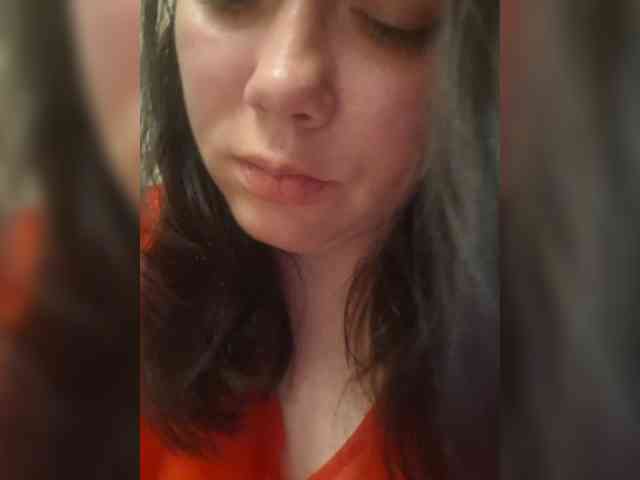 Naturally_Mom webcam
