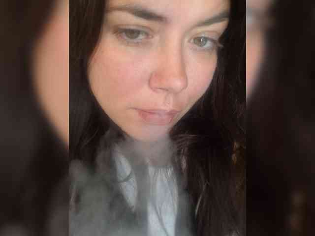 Naturally_Mom webcam