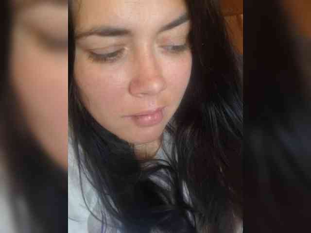 Naturally_Mom webcam