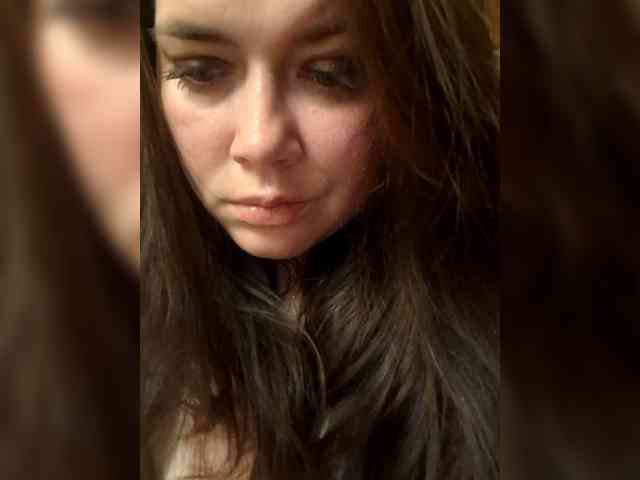 Naturally_Mom webcam