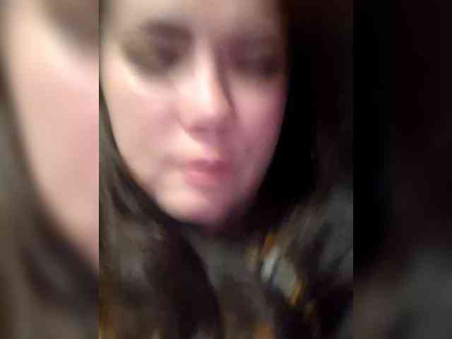 Naturally_Mom webcam