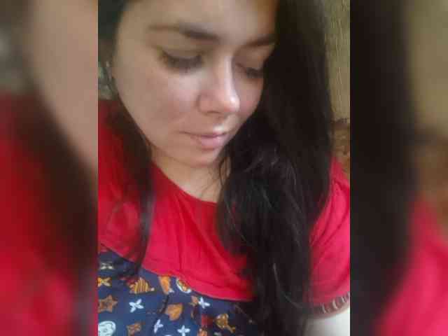 Naturally_Mom webcam