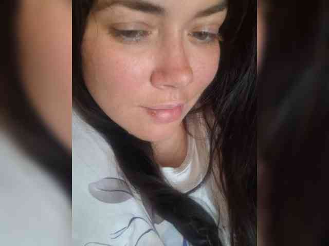 Naturally_Mom webcam
