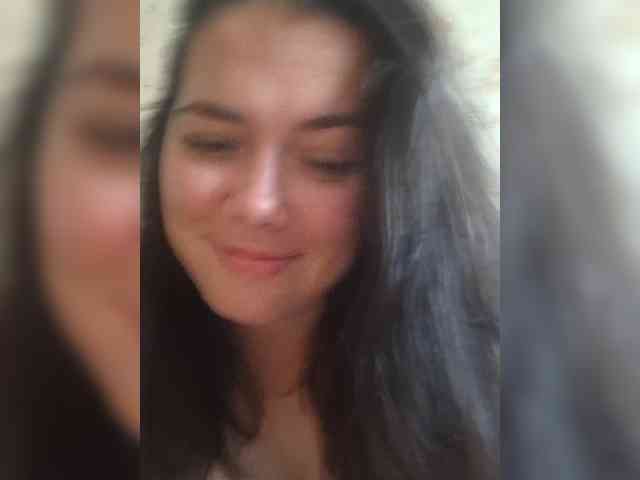 Naturally_Mom webcam