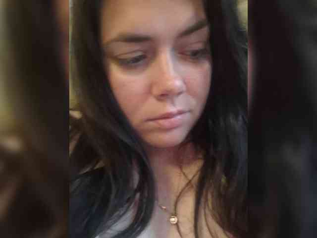 Naturally_Mom webcam