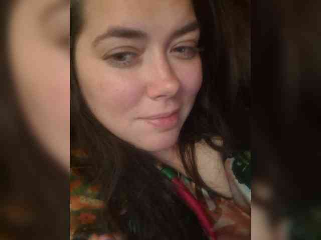 Naturally_Mom webcam