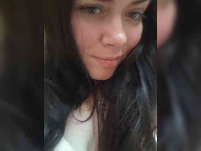 Naturally_Mom webcam