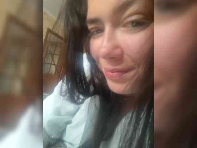 Naturally_Mom webcam