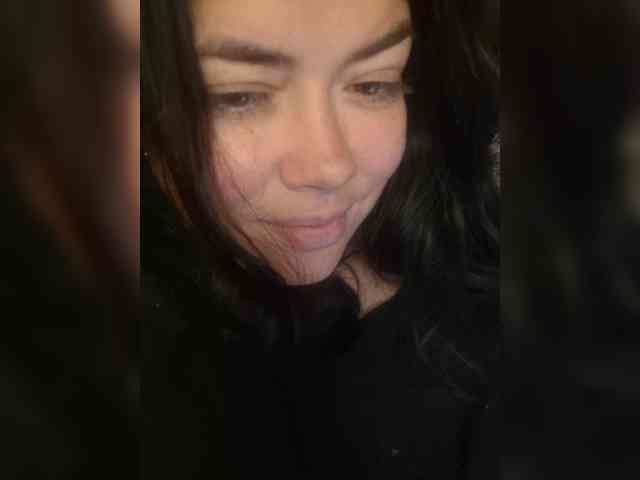 Naturally_Mom webcam