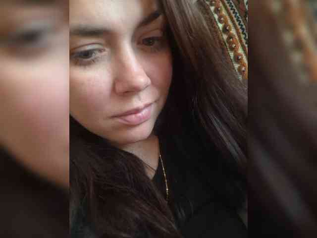 Naturally_Mom webcam