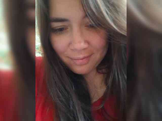 Naturally_Mom webcam