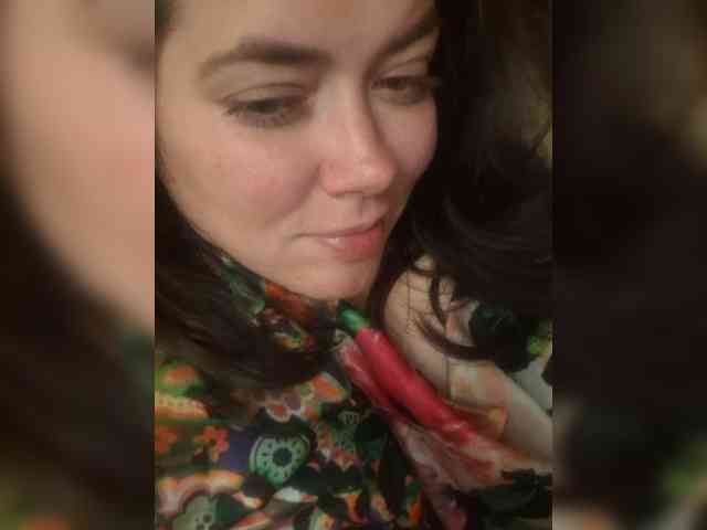 Naturally_Mom webcam