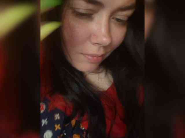 Naturally_Mom webcam