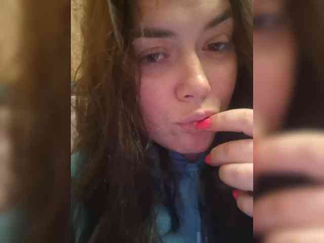 Naturally_Mom webcam