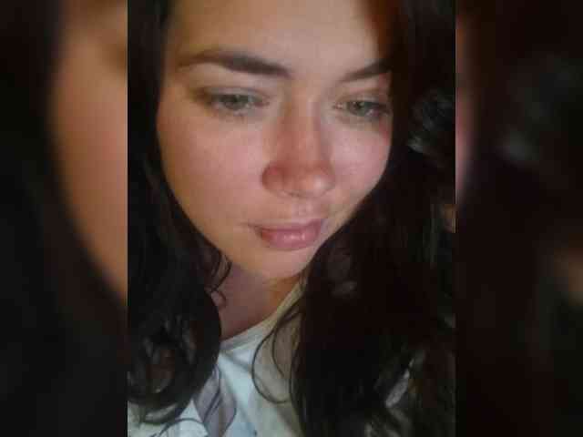 Naturally_Mom webcam