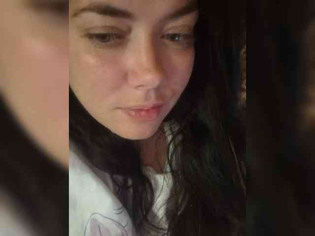 Naturally_Mom webcam