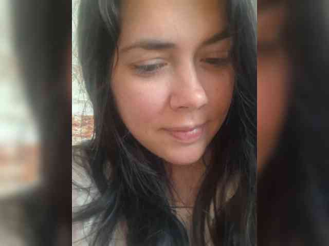 Naturally_Mom webcam