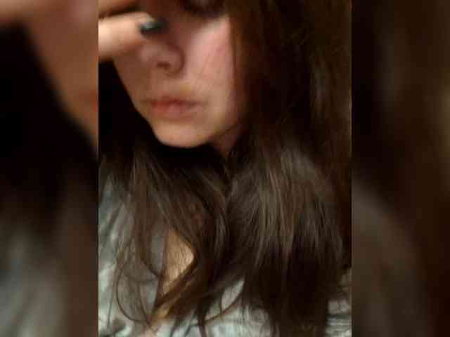 Naturally_Mom webcam