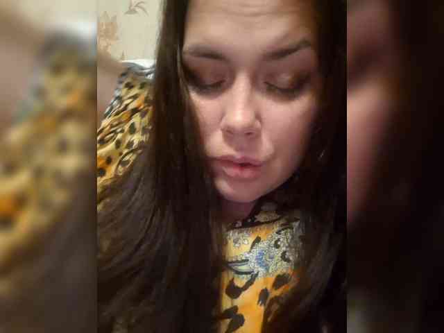 Naturally_Mom webcam