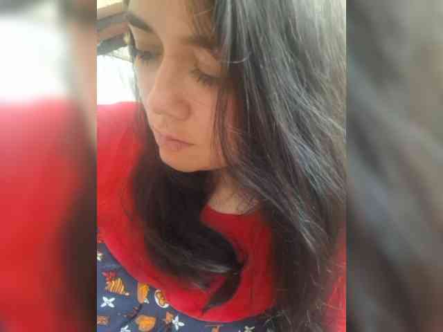 Naturally_Mom webcam
