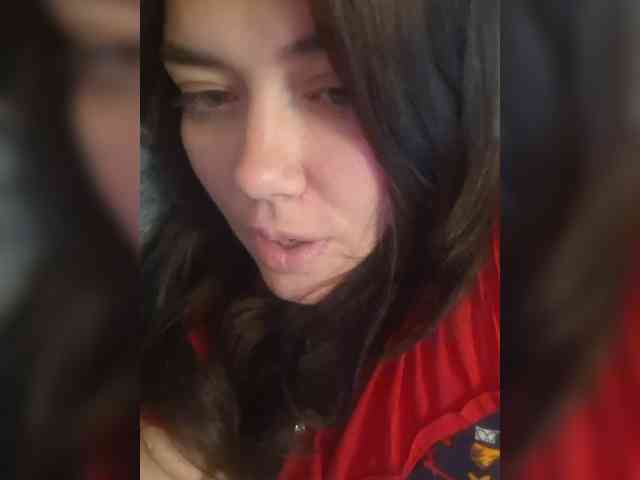 Naturally_Mom webcam