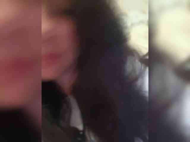 Naturally_Mom webcam