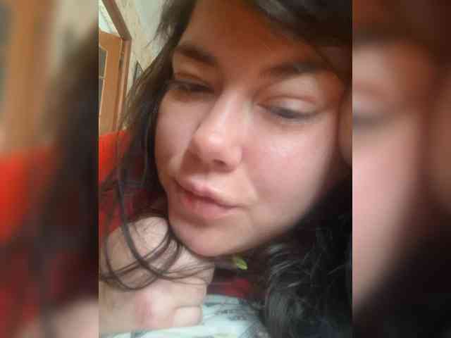 Naturally_Mom webcam