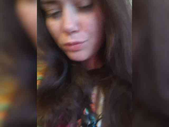 Naturally_Mom webcam