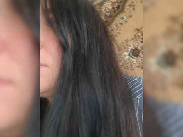Naturally_Mom webcam