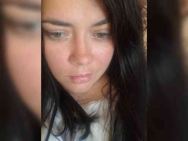 Naturally_Mom webcam