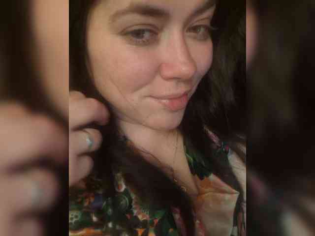 Naturally_Mom webcam