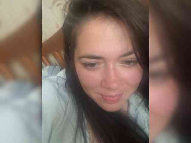Naturally_Mom webcam