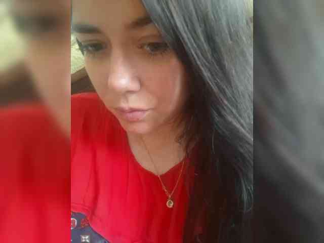 Naturally_Mom webcam