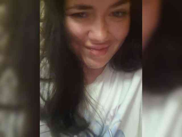 Naturally_Mom webcam