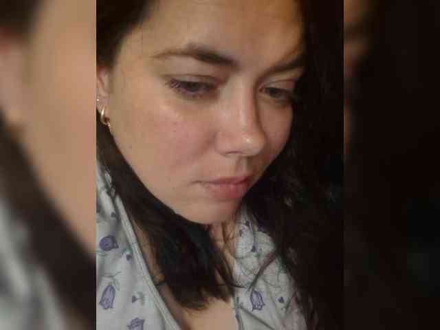 Naturally_Mom webcam