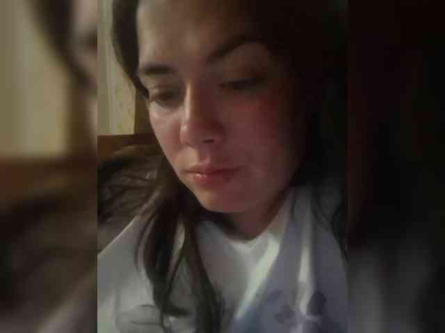 Naturally_Mom webcam