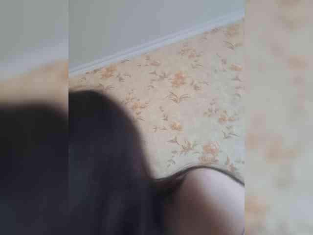 Naturally_Mom webcam