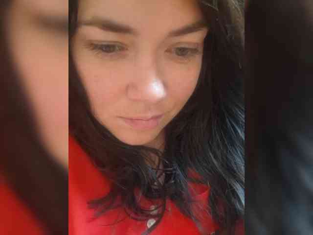 Naturally_Mom webcam
