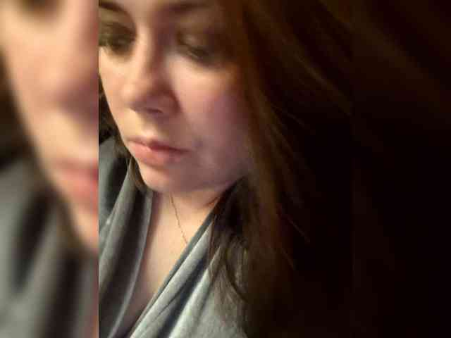 Naturally_Mom webcam