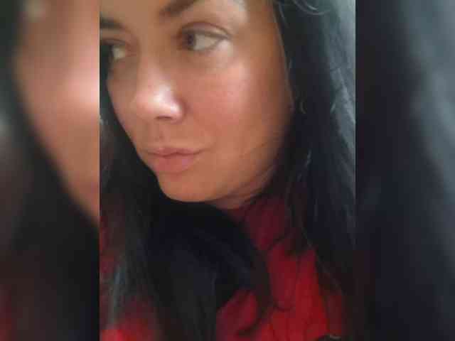 Naturally_Mom webcam