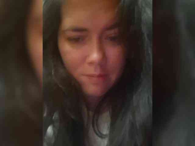 Naturally_Mom webcam