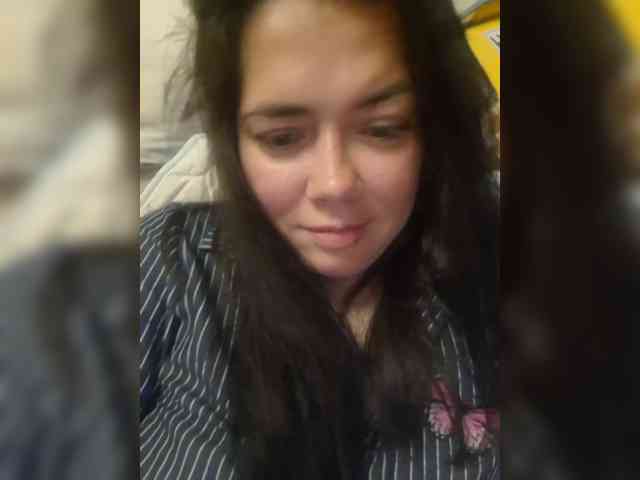 Naturally_Mom webcam
