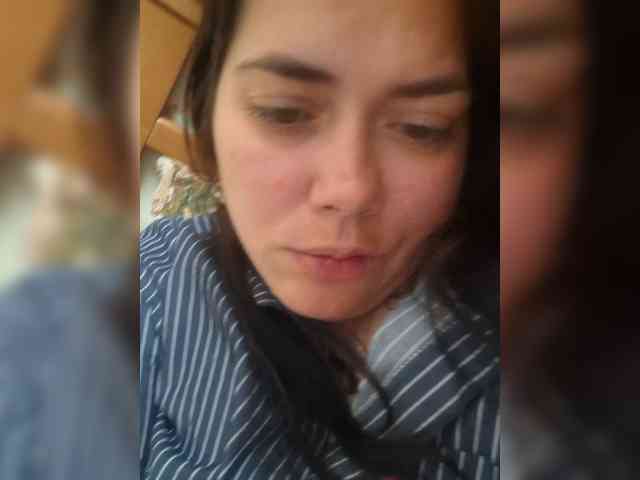 Naturally_Mom webcam