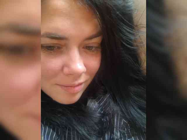 Naturally_Mom webcam